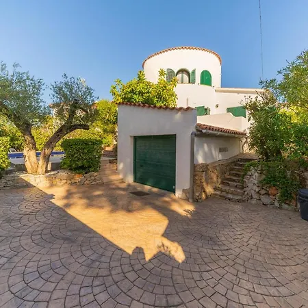 Villa Anais